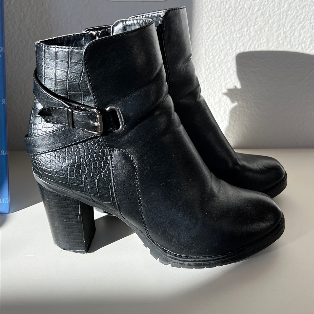 MIA heeled boot